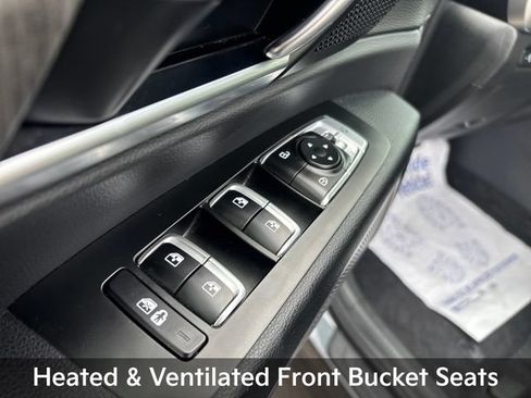 Used 2024 Kia Telluride EX AWD/4WD image 14