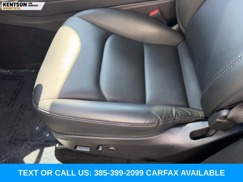 Used 2023 Tesla Model Y Long Range AWD/4WD image 28