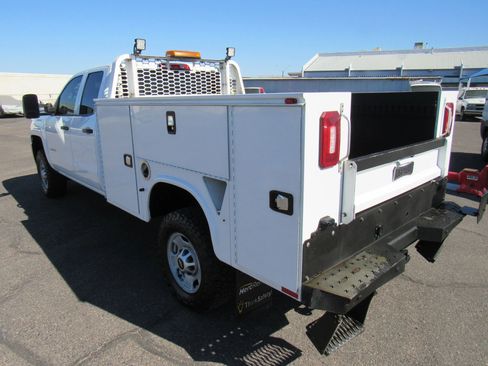 Used 2019 Chevrolet Silverado 2500 W/T AWD/4WD image 8