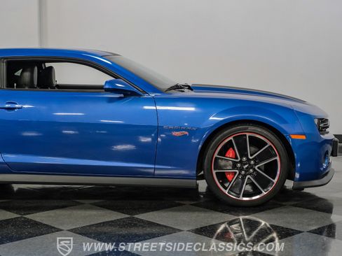 Used 2013 Chevrolet Camaro LT w/ Hot Wheels Special Edition RWD image 30