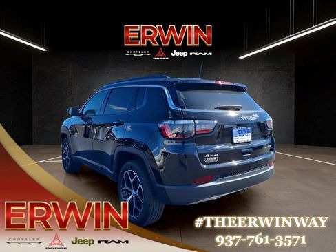 Used 2024 Jeep Compass Limited AWD/4WD image 11