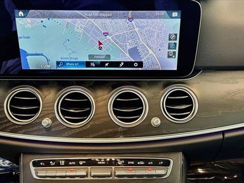 Used 2022 Mercedes-Benz E 350 Sedan image 13