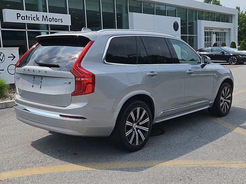 Used 2023 Volvo XC90 B6 Plus AWD/4WD image 2
