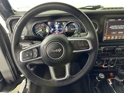 Used 2023 Jeep Wrangler Unlimited Sahara image 14