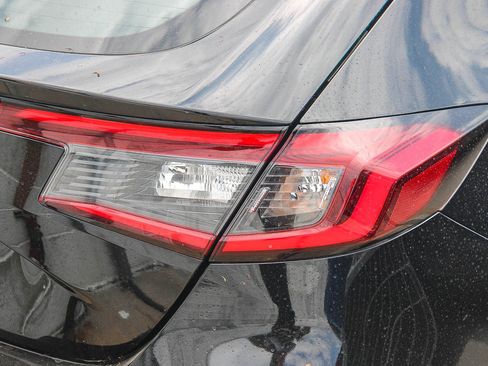 Used 2023 Honda Civic EX-L image 15