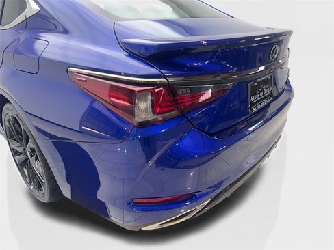Used 2022 Lexus ES 350 F Sport image 19