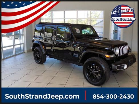 Certified 2025 Jeep Wrangler Unlimited Sahara w/ Safety Group AWD/4WD image 1