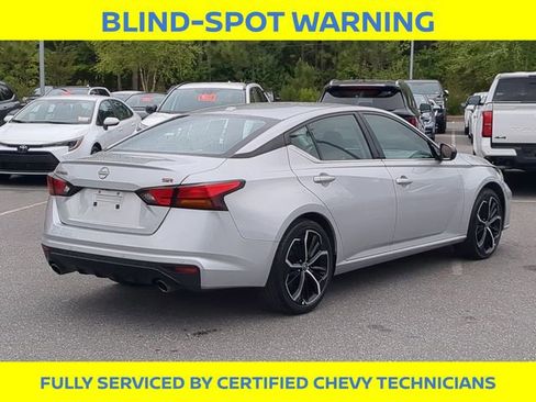 Used 2024 Nissan Altima 2.5 SR FWD image 6