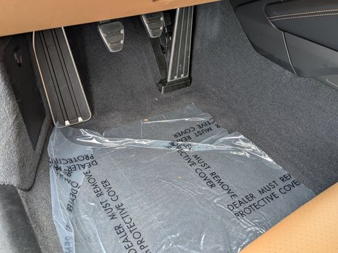 Certified 2025 Porsche 911 GT3 RWD image 7