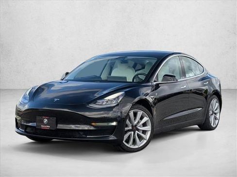 Used 2019 Tesla Model 3 Mid Range image 1
