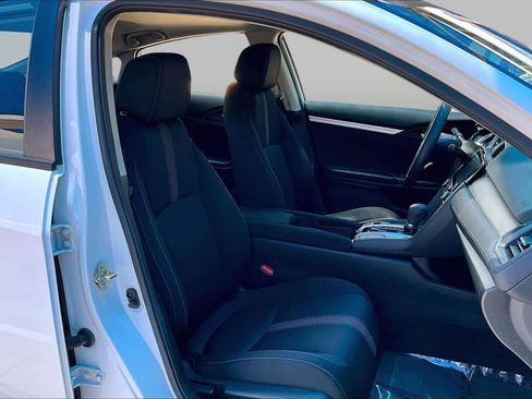 Used 2017 Honda Civic EX-T image 9