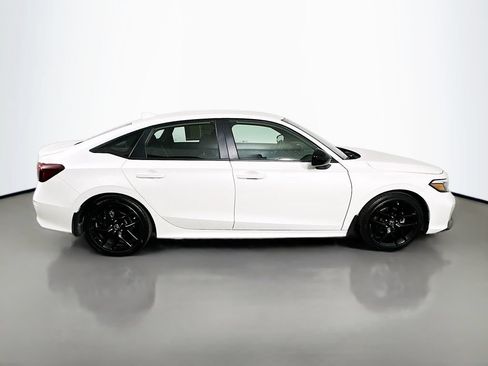 Used 2025 Honda Civic Sport image 7
