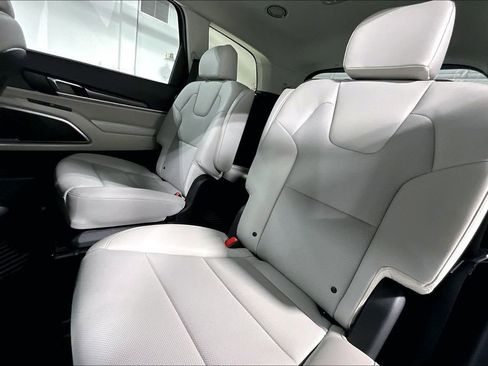 New 2025 Kia Telluride S image 26