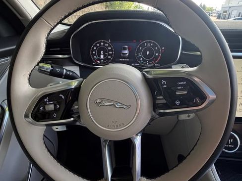 Used 2021 Jaguar F-PACE S AWD/4WD image 21
