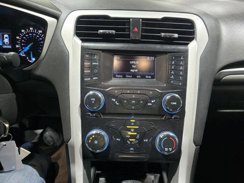 Used 2015 Ford Fusion SE FWD image 35