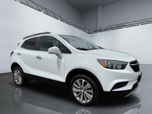 Used 2020 Buick Encore Preferred w/ Safety Package AWD/4WD image 9