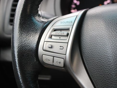 Used 2013 Nissan Altima 2.5 SV FWD image 13