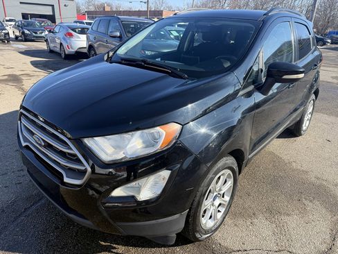 Used 2018 Ford EcoSport SE w/ SE Convenience Package image 2