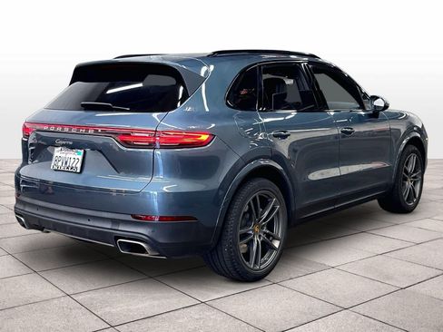 Used 2019 Porsche Cayenne AWD/4WD image 16