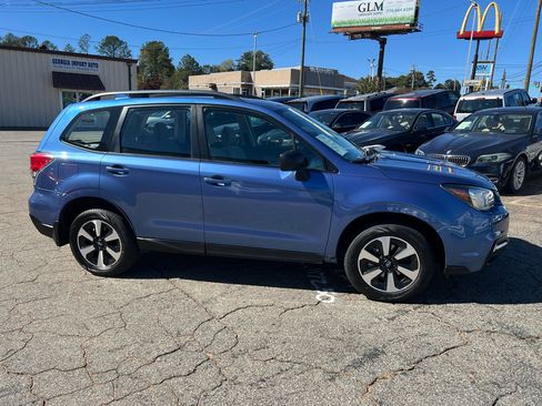 Used 2017 Subaru Forester 2.5i w/ Alloy Wheel Package image 15