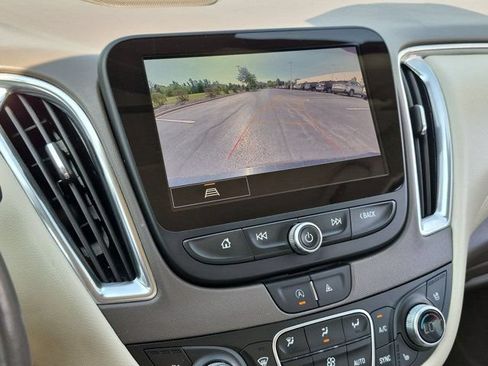 Used 2024 Chevrolet Malibu LT FWD image 13