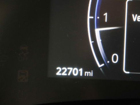 Used 2024 Toyota Grand Highlander XLE image 16