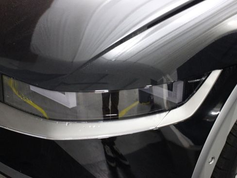 Used 2024 Hyundai Ioniq 5 Limited image 4