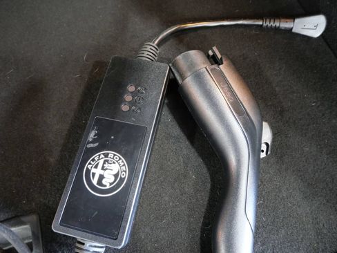 Used 2024 Alfa Romeo Tonale Ti AWD/4WD image 29