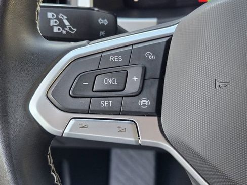 Certified 2023 Volkswagen Atlas Cross Sport SE image 30