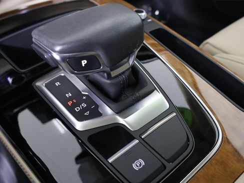 Used 2023 Audi Q5 2.0T Premium Plus w/ Premium Plus Package image 4