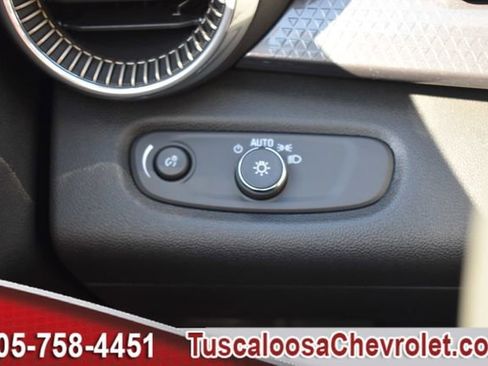 New 2026 Chevrolet Trax ACTIV w/ Sunroof Package image 33