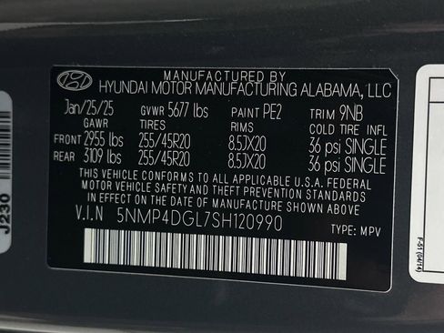 Used 2025 Hyundai Santa Fe Limited AWD/4WD image 38