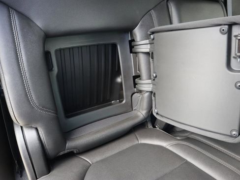 Used 2021 GMC Sierra 1500 SLT image 47