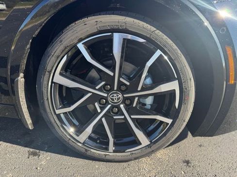 New 2026 Toyota Prius Plug-In Hybrid image 9