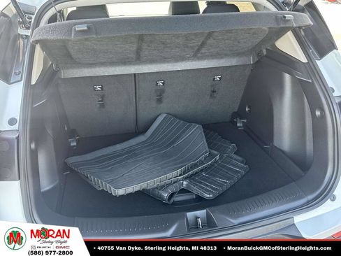 Certified 2024 Buick Encore GX Preferred FWD image 9