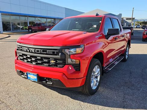 Used 2026 Chevrolet Silverado 1500 Custom RWD image 4