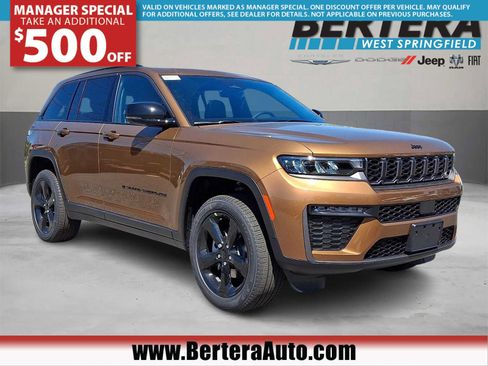 New 2026 Jeep Grand Cherokee Limited w/ Limited Altitude Package AWD/4WD image 1