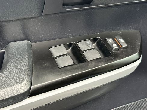 Used 2020 Toyota Tundra SR5 image 15