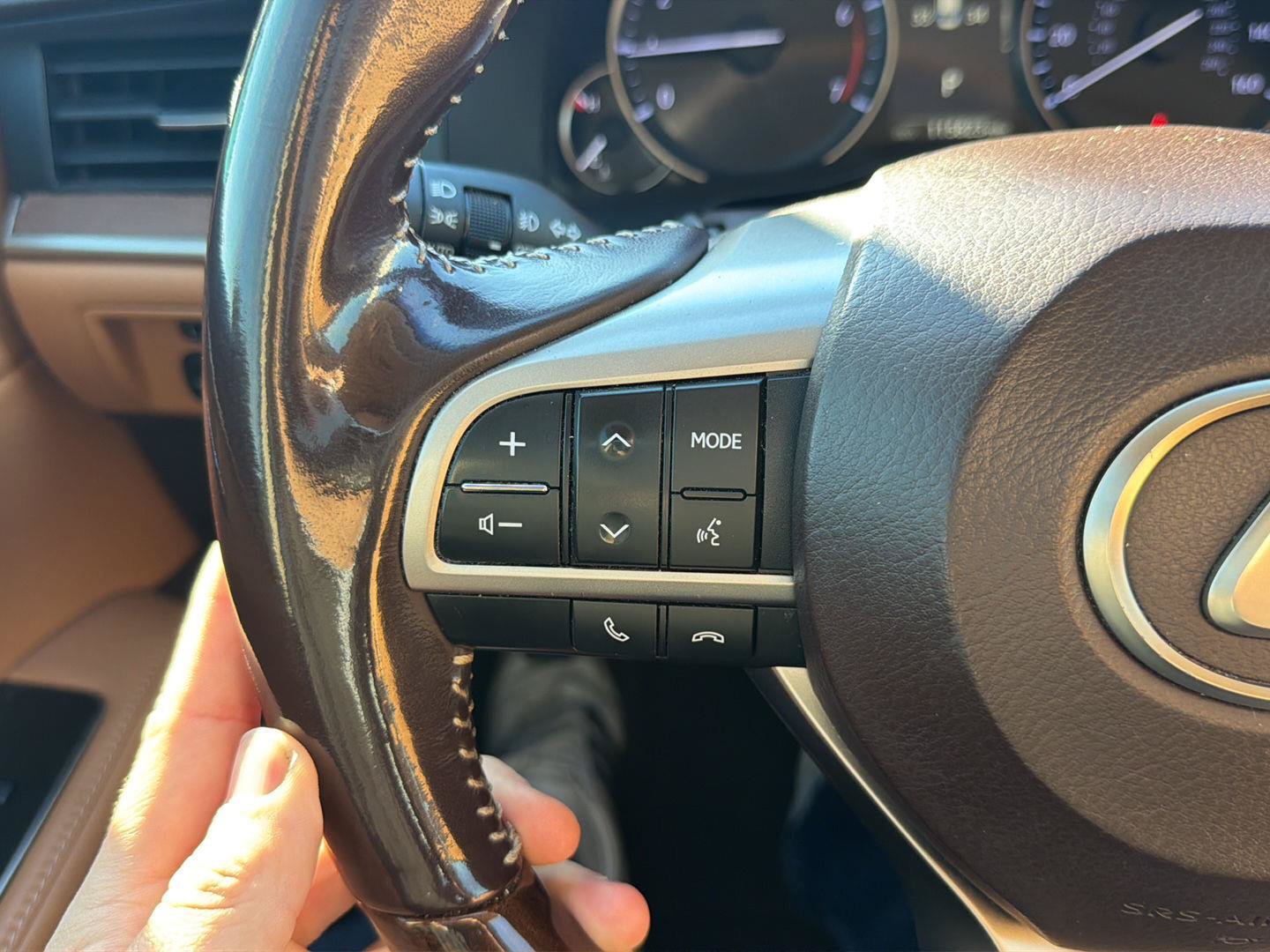 Used 2016 Lexus ES 350 w/ Premium Package w/Wood Trim FWD image 25