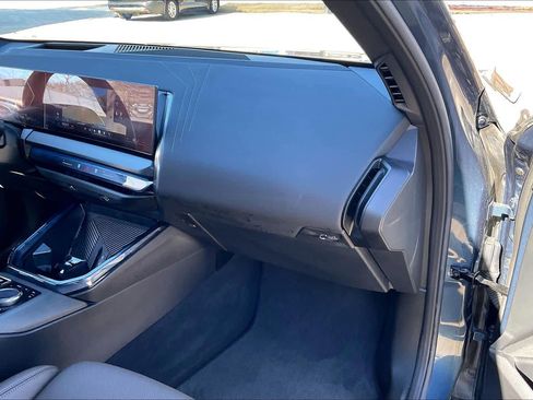 Used 2025 BMW X3 xDrive30i w/ Premium Package image 17