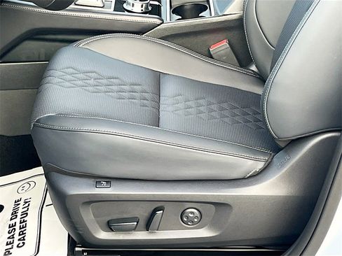 New 2025 Mitsubishi Outlander SEL Black Edition image 34