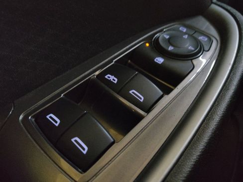 Used 2023 Chevrolet Malibu LT FWD image 27
