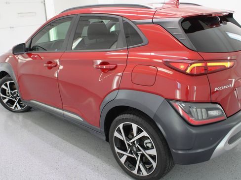 Used 2023 Hyundai Kona Limited AWD/4WD image 15