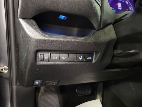 Used 2020 Toyota RAV4 XSE image 23