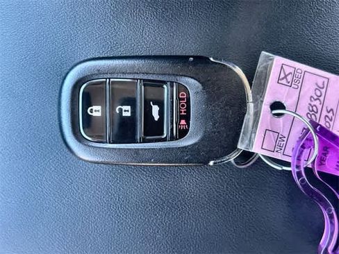 Certified 2025 Honda HR-V LX image 21