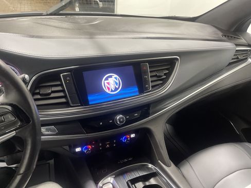 Used 2024 Buick Enclave Essence w/ Sport Touring Edition image 30