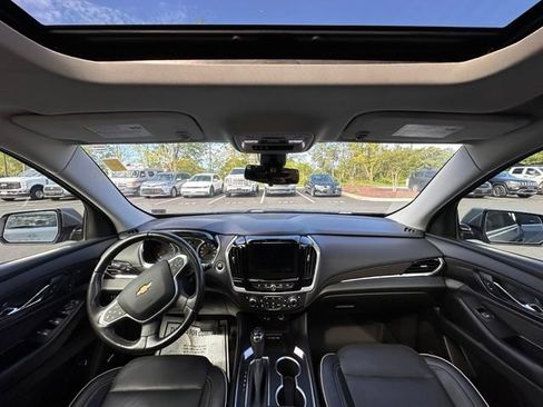 Used 2020 Chevrolet Traverse High Country AWD/4WD image 3