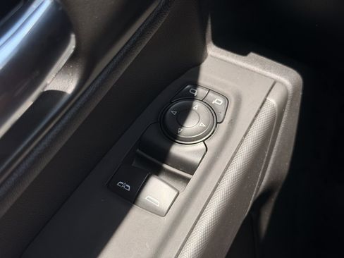 Used 2025 Chevrolet Silverado 1500 W/T RWD image 16