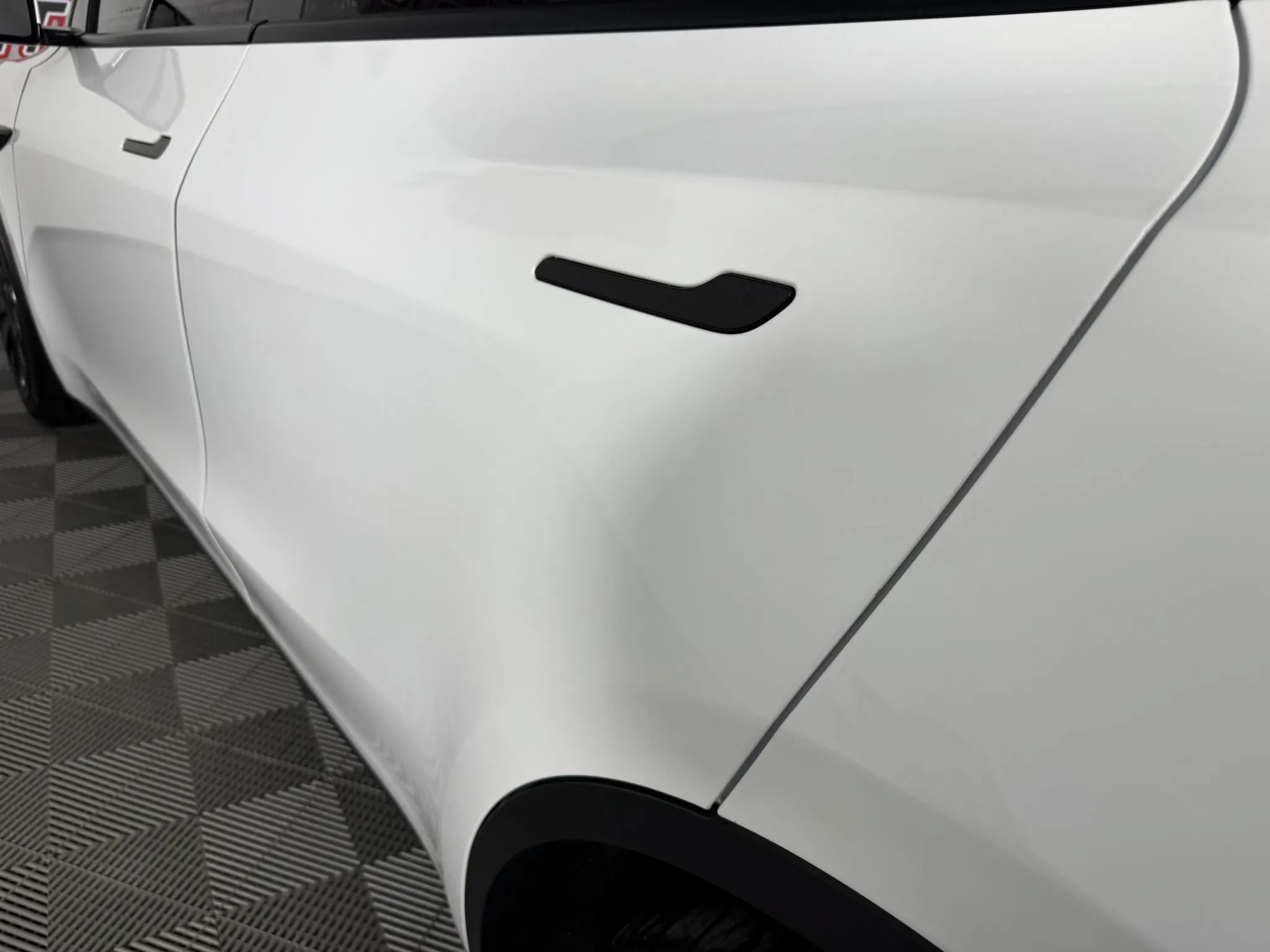 Used 2020 Tesla Model Y Long Range AWD/4WD image 25
