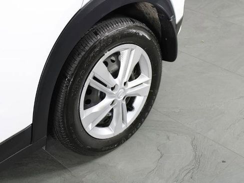 Certified 2024 Nissan Kicks S image 12